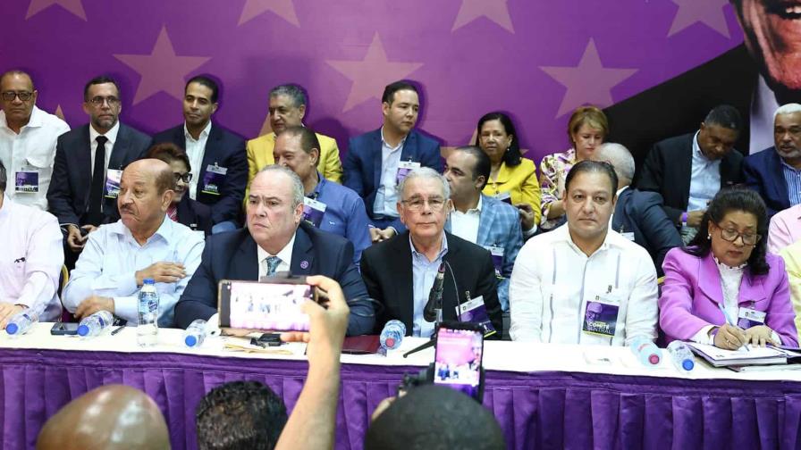 el-comite-politico-del-pld-fijara-posicion-este-lunes-sobre-la-reforma-constitucional