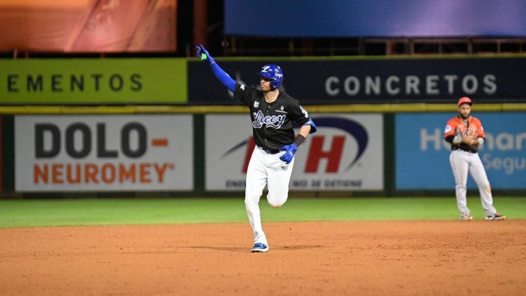 sergio-alcantara:-«esperaba-la-recta…-llego-el-slider,-pero-pude-ajustar»