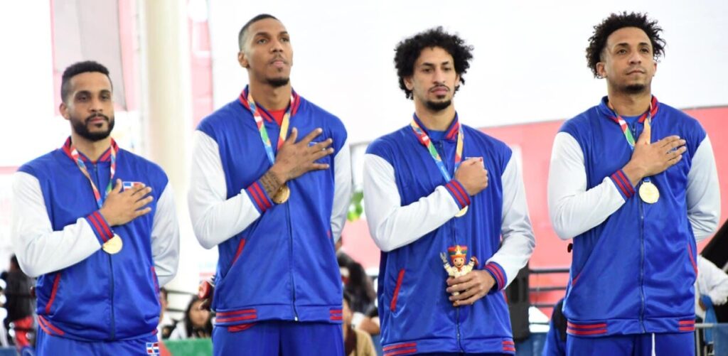 jugadores-de-basket-3×3-orgullosos-de-ganar-oro-en-juegos-bolivarianos